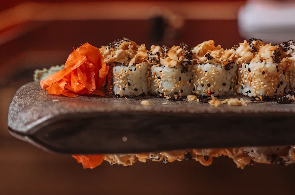 09_24_TM_A_la_carte___Golden_tiger_prawns_Maki__2_ 1